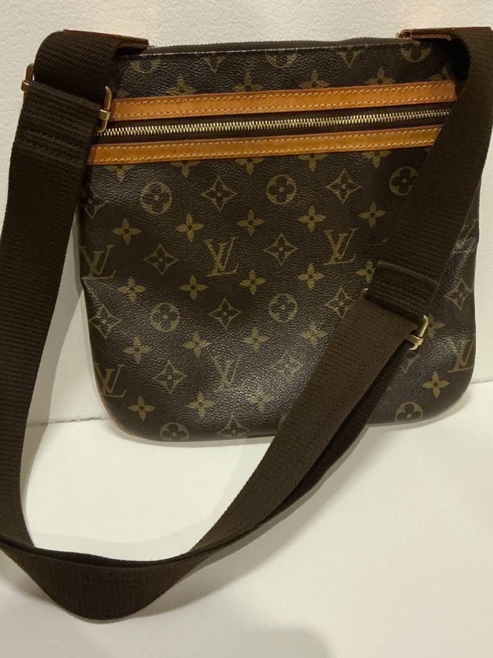 Louis Vuitton Pochette Bosphore Crossbody Bag - Monogram Canvas - Picture 3 of 16